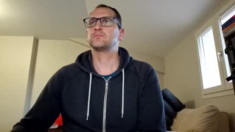 loic31 online show from March 2025 05:11:02 PM