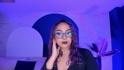 Snapshot of loiseharper chatting on May 2026 03:36:01 AM Loise online show from May 2026 03:36:01 AM