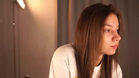 Elza online show from October 2025 04:20:02 PM