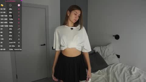 Elza online show from December 2025 07:23:02 PM