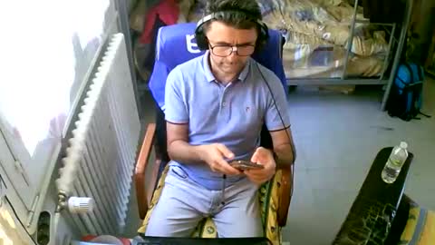 lokoum39 online show from September 2025 12:39:01 PM