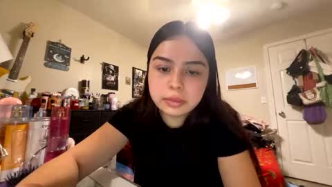 Lolawet online show from May 2026 08:36:02 PM