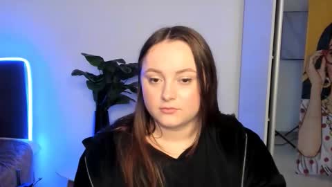 Snapshot of lola_berry22 chatting on May 2026 05:10:01 PM lola_berry22 online show from May 2026 05:10:01 PM