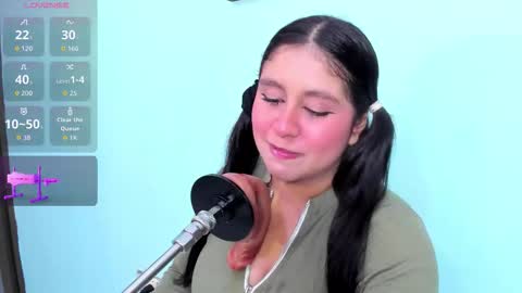 lola online show from December 2025 04:06:01 AM