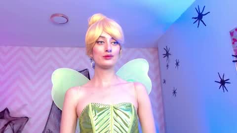 Lola online show from October 2025 04:18:01 PM