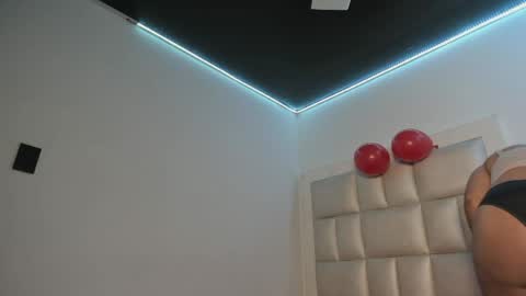 lola_js online show from May 2026 12:31:02 PM