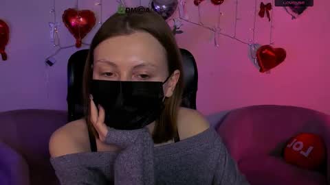 Snapshot of lola_moans chatting on March 2026 03:06:01 PM lola_moans online show from March 2026 03:06:01 PM