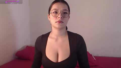 lola_sweeet18 online show from October 2025 11:41:02 AM