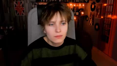 Snapshot of lolaasmus chatting on February 2026 09:16:02 AM I consider myself the god Loki but life just calls me LOL online show from February 2026 09:16:02 AM