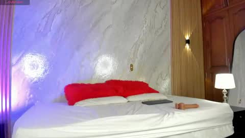 LolaBby1 online show from April 2026 08:42:02 PM