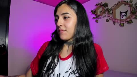 Snapshot of lolaleah_ chatting on February 2026 10:48:01 PM Lola online show from February 2026 10:48:01 PM