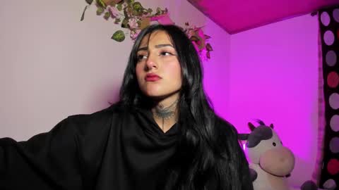 Snapshot of lolaleah_ chatting on February 2026 08:46:01 AM Lola online show from February 2026 08:46:01 AM