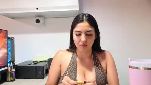 lolalola_12 online show from December 2025 12:29:02 AM