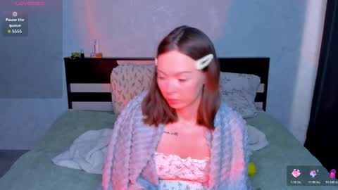 Lola online show from April 2026 04:39:01 AM