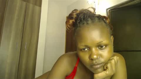 Snapshot of lolamia7 chatting on February 2025 06:32:02 PM lolamia7 online show from February 2025 06:32:02 PM