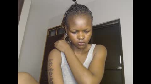 Snapshot of lolamia7 chatting on March 2025 04:07:01 AM lolamia7 online show from March 2025 04:07:01 AM