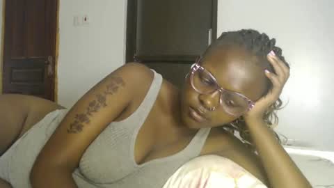 Snapshot of lolamia7 chatting on March 2025 07:10:01 AM lolamia7 online show from March 2025 07:10:01 AM