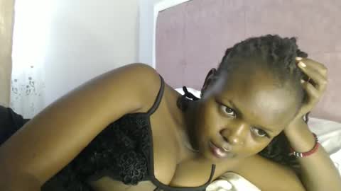 Snapshot of lolamia7 chatting on October 2025 05:50:02 AM lolamia7 online show from October 2025 05:50:02 AM