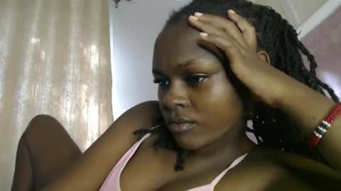 Snapshot of lolamia7 chatting on October 2025 05:08:01 AM lolamia7 online show from October 2025 05:08:01 AM