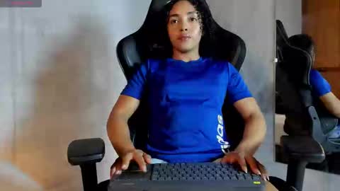 Snapshot of lolareyes1 chatting on February 2026 01:46:01 AM lolareyes1 online show from February 2026 01:46:01 AM