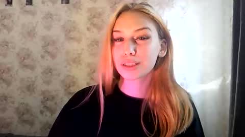 Snapshot of lollalakiss chatting on October 2025 04:13:02 AM LollaLaKiss online show from October 2025 04:13:02 AM