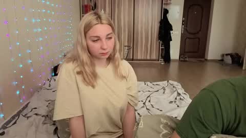 lollove24 online show from March 2026 11:10:01 AM