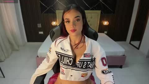 lolly18_ online show from January 2025 08:00:01 PM