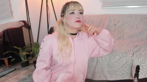 Lolly online show from April 2026 02:42:01 AM