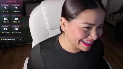 Snapshot of loly_marce chatting on November 2025 10:01:02 PM loly_marce online show from November 2025 10:01:02 PM