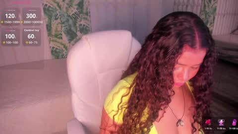 Snapshot of loly_marce chatting on April 2026 08:33:01 PM loly_marce online show from April 2026 08:33:01 PM
