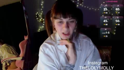 Molli online show from February 2025 05:18:02 PM