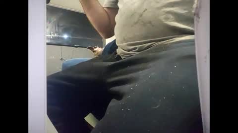 Snapshot of london_boy_35 chatting on February 2025 01:00:02 AM hey you online show from February 2025 01:00:02 AM