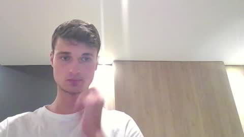 london_tomy online show from September 2025 11:37:01 PM