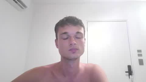 london_tomy online show from November 2025 04:48:02 AM