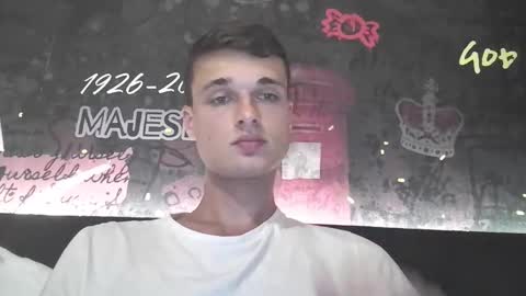 london_tomy online show from December 2025 12:09:02 AM