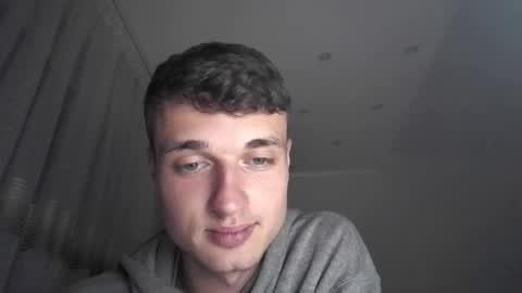 london_tomy online show from December 2025 02:19:01 AM