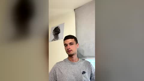 london_tomy online show from April 2026 10:18:01 PM