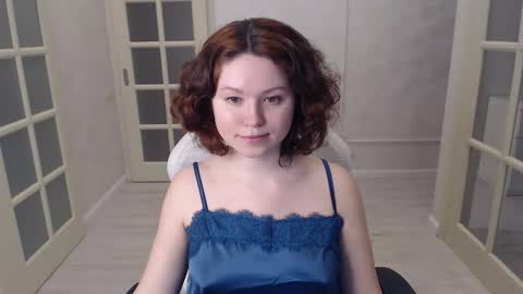 Snapshot of londonmiley chatting on February 2026 03:23:01 PM LondonMiley online show from February 2026 03:23:01 PM