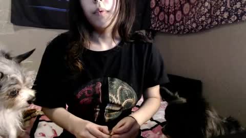 Snapshot of londonray chatting on May 2026 11:02:01 PM londonray online show from May 2026 11:02:01 PM