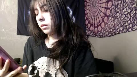 Snapshot of londonray chatting on June 2026 09:54:02 PM londonray online show from June 2026 09:54:02 PM
