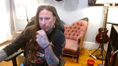 longhair online show from October 2025 10:58:02 PM