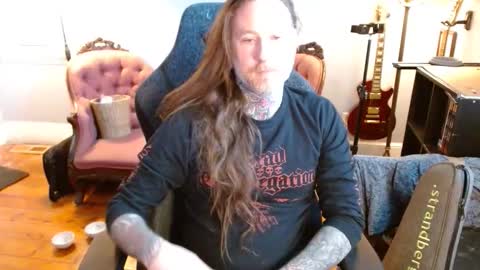 longhair online show from February 2026 07:44:02 PM