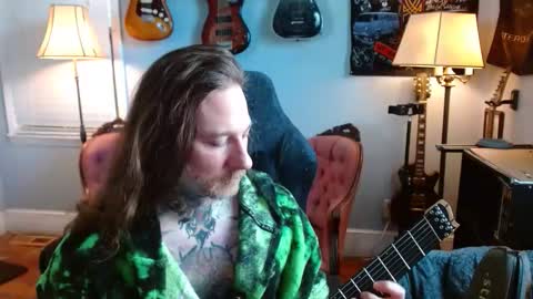 longhair online show from February 2026 04:38:01 PM