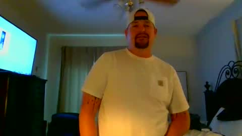 Snapshot of longlastingviking chatting on May 2026 11:11:02 PM longlastingviking online show from May 2026 11:11:02 PM