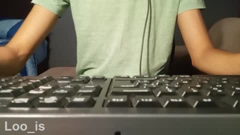 Snapshot of loo_is chatting on January 2025 08:11:02 AM loo_is online show from January 2025 08:11:02 AM