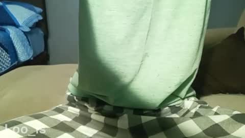 Snapshot of loo_is chatting on February 2025 08:24:01 AM loo_is online show from February 2025 08:24:01 AM