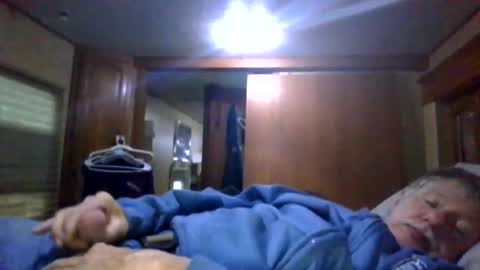 lookingagain181 online show from November 2025 01:11:02 PM