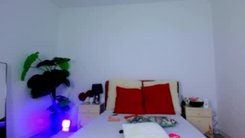  Annie online show from April 2026 07:58:02 PM