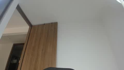 Snapshot of loovelymiia_ chatting on October 2025 07:36:01 PM Mia Aniston online show from October 2025 07:36:01 PM