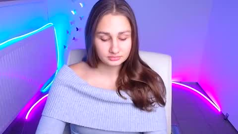 Lora online show from October 2025 05:21:02 AM